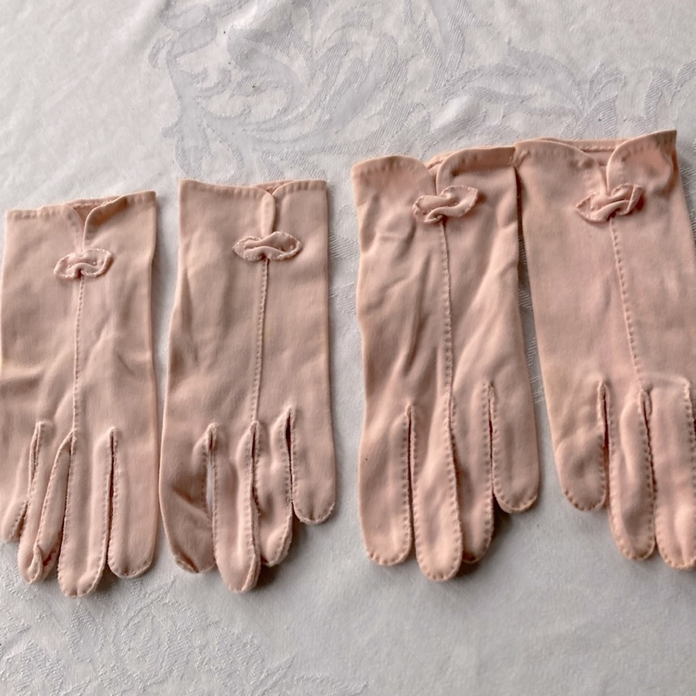 Vintage Cotton Gloves Two Pair